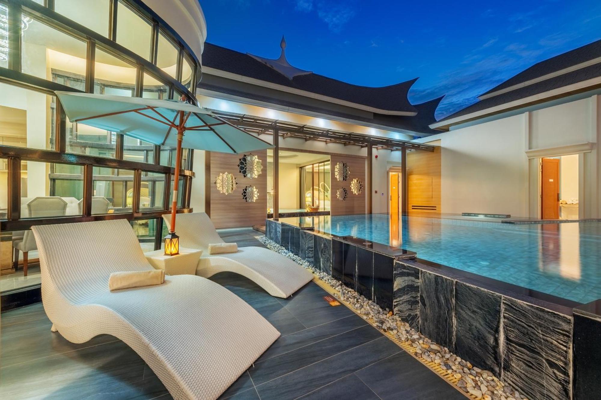 Phukalini Luxury Pool Villa & Onsen هوا هين المظهر الخارجي الصورة